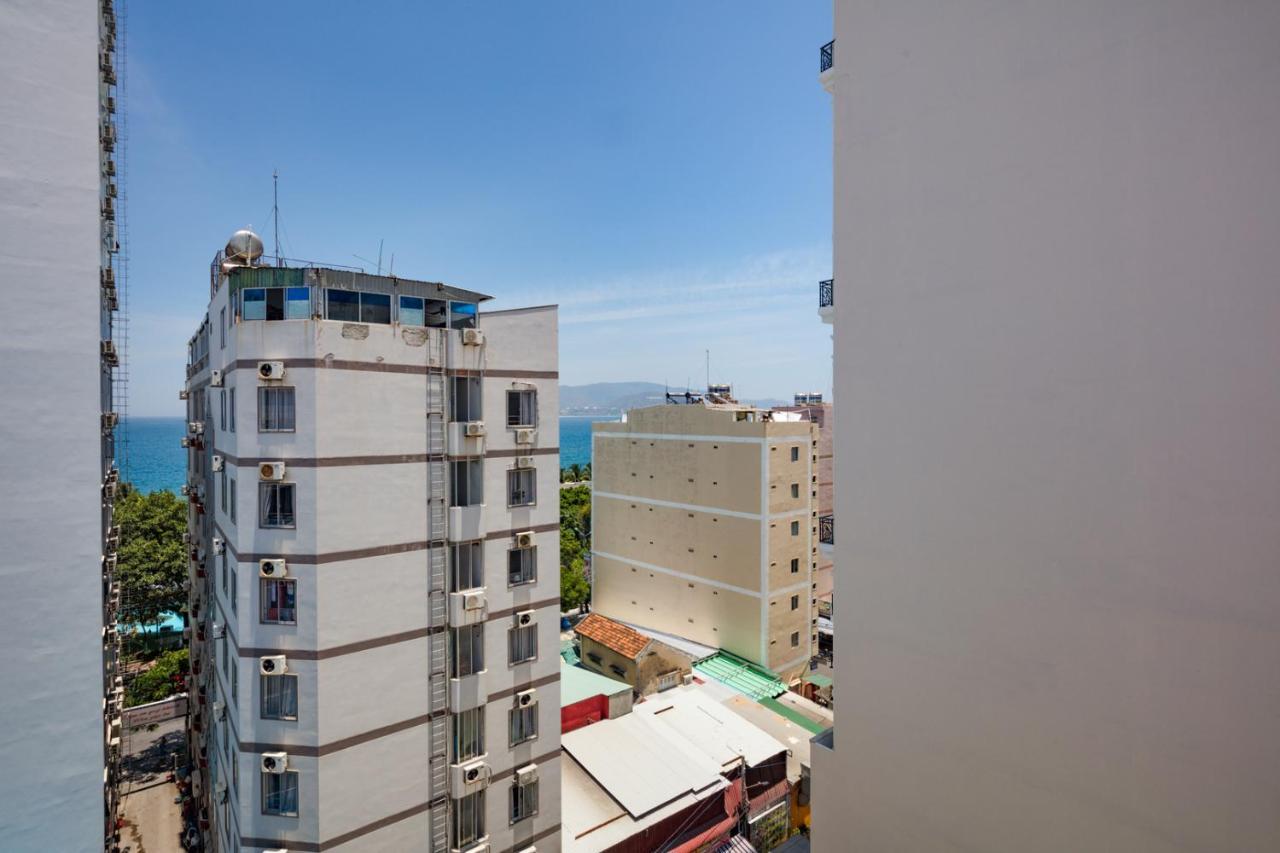 Oressund Hotel Nha Trang Exterior foto